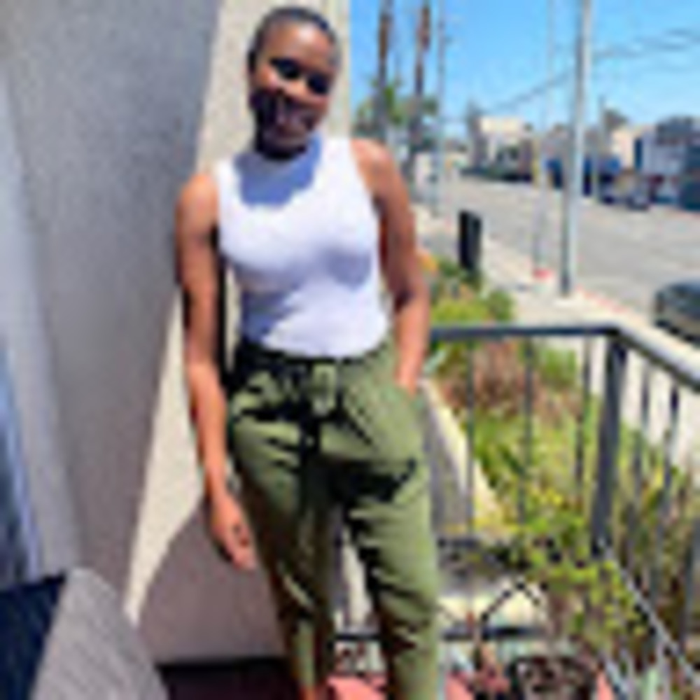 Meet your Posher, Desiree